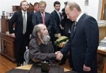 eXile Classic: Edward Limonov's "Solzhenitsyn Sells Out!"