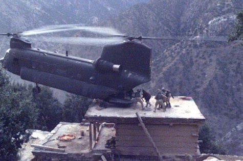 defeat-in-afghanistan-chopper-on-rooftop1