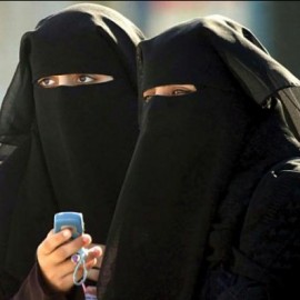 Big Burka Brother: United Arab Emirates Will Ban Blackberries Unless They Are Allowed To Monitor Communications--Just Like Russia, China and India...(America, Too?)