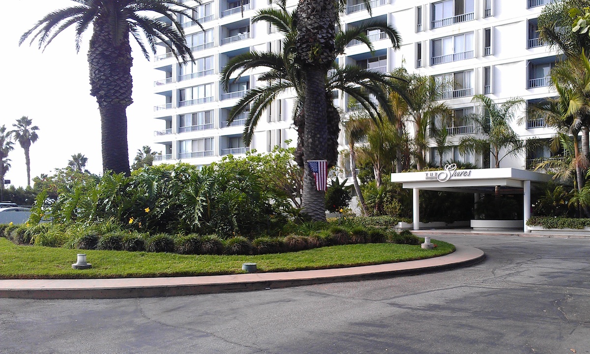 Letter from Los Angeles: Election Night Yeast Infection Nightmares 